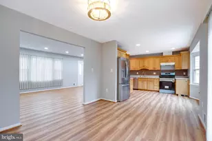 8000 Lady Lewis Ct, Springfield, VA 22153 - Photo 4