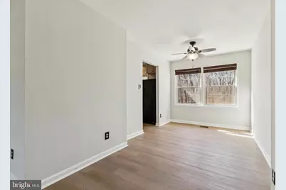 6136 Gothwaite Drive, Centreville, VA 20120 - Photo 8