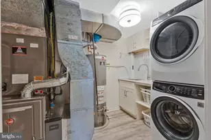 1438 Brookhaven Dr, McLean, VA 22101 - Photo 38