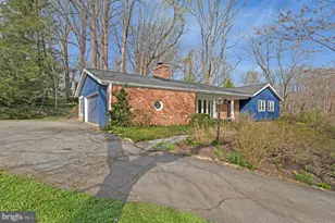 1438 Brookhaven Dr, McLean, VA 22101 - Photo 6