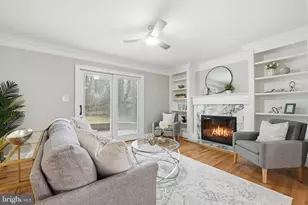 9438 Wallingford Dr, Burke, VA 22015 - Photo 6