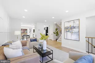 10147 Oakwood Chase Ct, Oakton, VA 22124 - Photo 2