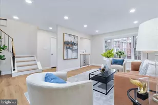 10147 Oakwood Chase Ct, Oakton, VA 22124 - Photo 6