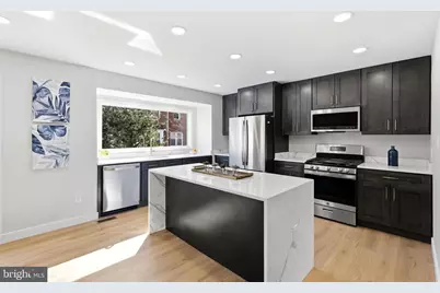 10147 Oakwood Chase Court, Oakton, VA 22124 - Photo 8