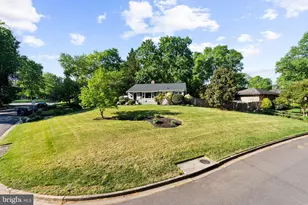 2001 Paul Spring Pkwy, Alexandria, VA 22308 - Photo 2