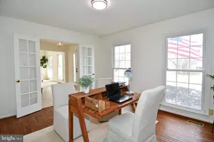 4407 Galesbury Ln, Chantilly, VA 20151 - Photo 8