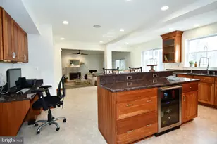 4407 Galesbury Ln, Chantilly, VA 20151 - Photo 18