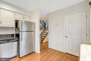 6224 Mockingbird Pond Terrace, Burke, VA 22015 - Photo 10