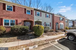 7207 Jayhawk St, Annandale, VA 22003 - Photo 4