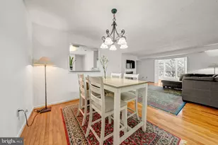 10147 Oakton Terrace Rd, Oakton, VA 22124 - Photo 12