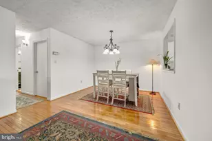 10147 Oakton Terrace Rd, Oakton, VA 22124 - Photo 10