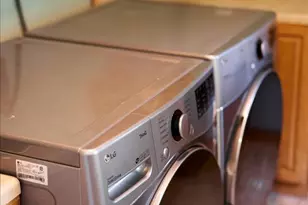 12183 Holly Knoll Cir, Great Falls, VA 22066 - Photo 38