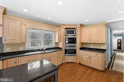 714 Seneca Road, Great Falls, VA 22066 - Photo 22