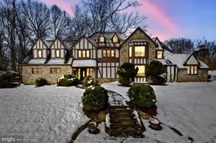 714 Seneca Rd, Great Falls, VA 22066 - Photo 2