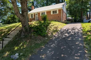 3601 Crest Dr, Annandale, VA 22003 - Photo 26