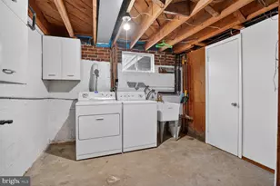 3601 Crest Dr, Annandale, VA 22003 - Photo 24