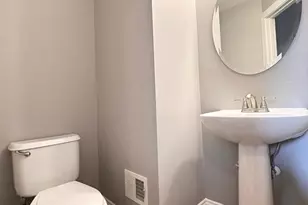 4201 Timber Meadow Dr, Fairfax, VA 22030 - Photo 12