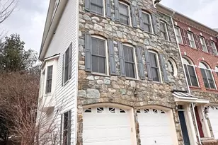 4201 Timber Meadow Dr, Fairfax, VA 22030 - Photo 2