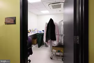 5904 Mt Eagle Dr, Alexandria, VA 22303 - Photo 50