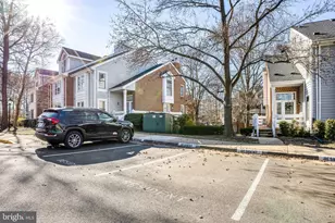 7598 Lakeside Village Dr, Falls Church, VA 22042 - Photo 36