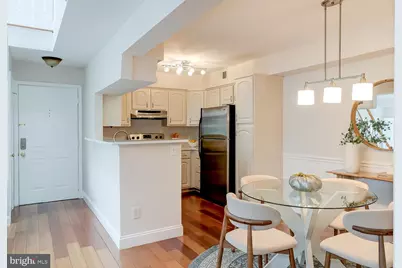 2224 Springwood Drive #J, Reston, VA 20191 - Photo 4
