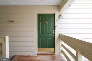 2224 Springwood Dr, Reston, VA 20191 - Photo 26