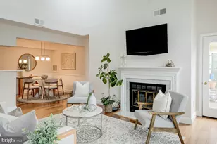 2224 Springwood Dr, Reston, VA 20191 - Photo 2