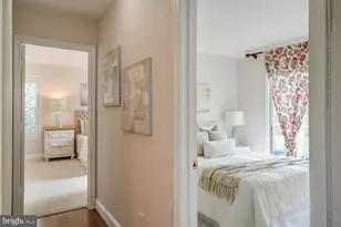 2224 Springwood Dr, Reston, VA 20191 - Photo 20