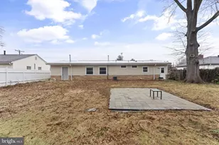 6703 Cimarron St, Springfield, VA 22150 - Photo 32