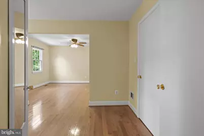 10118 Spinning Wheel Court, Fairfax, VA 22032 - Photo 20