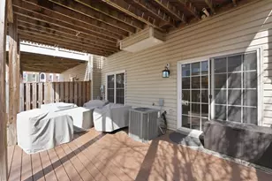 8239 Red Carnation Ct, Lorton, VA 22079 - Photo 28