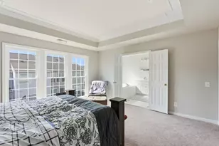 8239 Red Carnation Ct, Lorton, VA 22079 - Photo 14