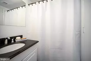 5902-B Queenston St, Springfield, VA 22152 - Photo 28