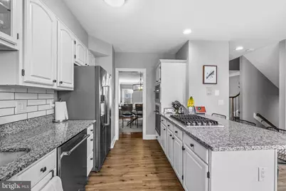 2914 Oakton Crest Place, Vienna, VA 22181 - Photo 16