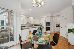 8411 Black Stallion Pl, Vienna, VA 22182 - Photo 18