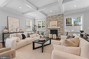 7606 Leonard Dr, Falls Church, VA 22043 - Photo 8