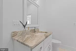 7606 Leonard Dr, Falls Church, VA 22043 - Photo 10