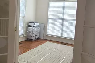 6137 Manchester Park Cir, Alexandria, VA 22310 - Photo 6