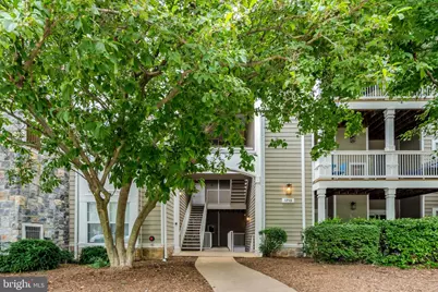 1712 Lake Shore Crest Drive #14, Reston, VA 20190 - Photo 2