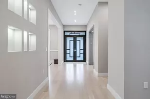 908 Walker Rd, Great Falls, VA 22066 - Photo 4