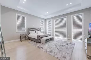 908 Walker Rd, Great Falls, VA 22066 - Photo 26