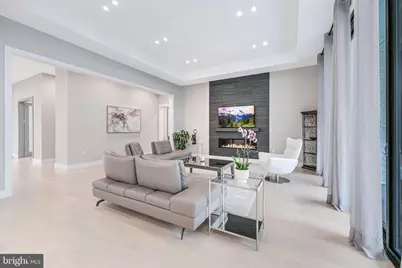 908 Walker Road, Great Falls, VA 22066 - Photo 10