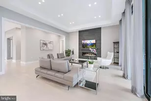 908 Walker Rd, Great Falls, VA 22066 - Photo 10