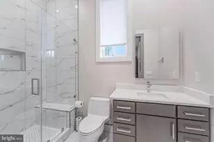 908 Walker Rd, Great Falls, VA 22066 - Photo 22