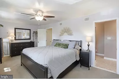 9100 Omar Court, Fairfax, VA 22031 - Photo 14