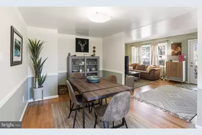 9100 Omar Court, Fairfax, VA 22031 - Photo 6