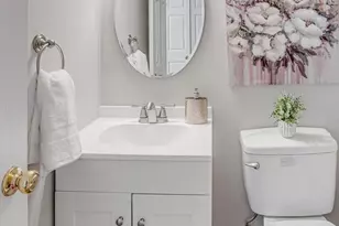 9824 Fosbak Dr, Vienna, VA 22182 - Photo 10