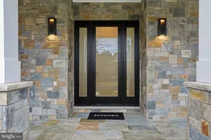 7603 Burnside Ct, Falls Church, VA 22043 - Photo 6