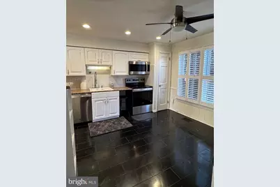 2614 Windbreak Drive, Alexandria, VA 22306 - Photo 2