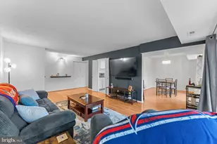 11820 Breton Ct, Reston, VA 20191 - Photo 4